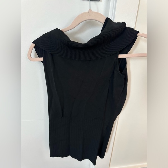 Trouve Cold Shoulder Top size S - Picture 5 of 7